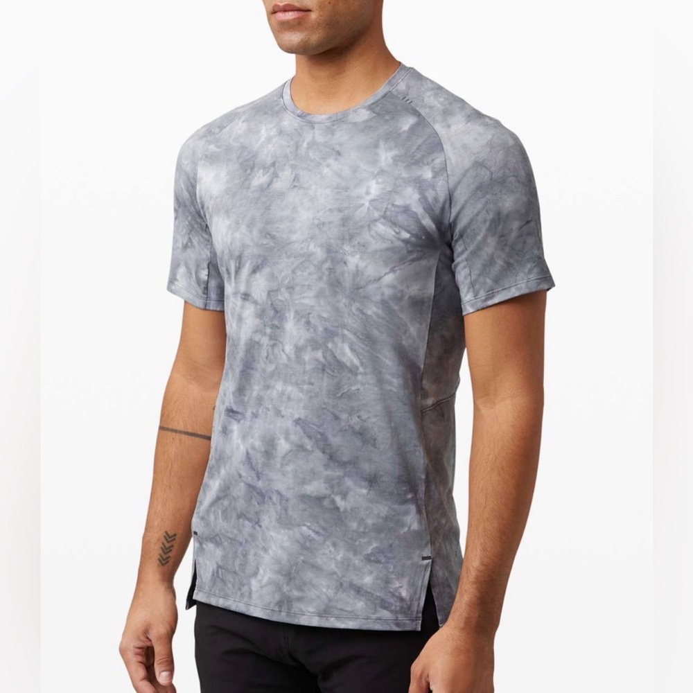 Lululemon Always Agile Short Sleeve Shirt Diamond Dye White Asphalt Grey Medium